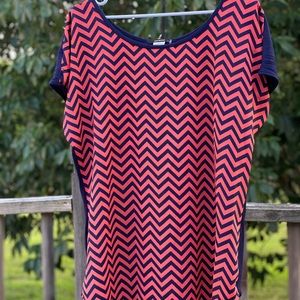 Coral & Navy Zigzag Business Casual Top